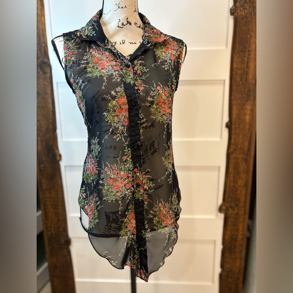 Glam Dollz Black Floral Sheer Lace Sleeveless Button-Up Blouse Size S